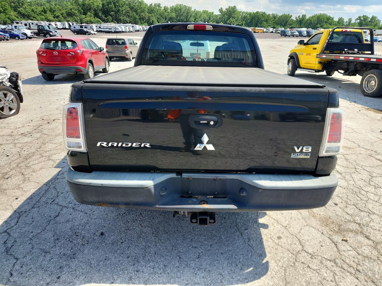 2007 Mitsubishi Raider Ls Black vin: 1Z7HT28P67S176366