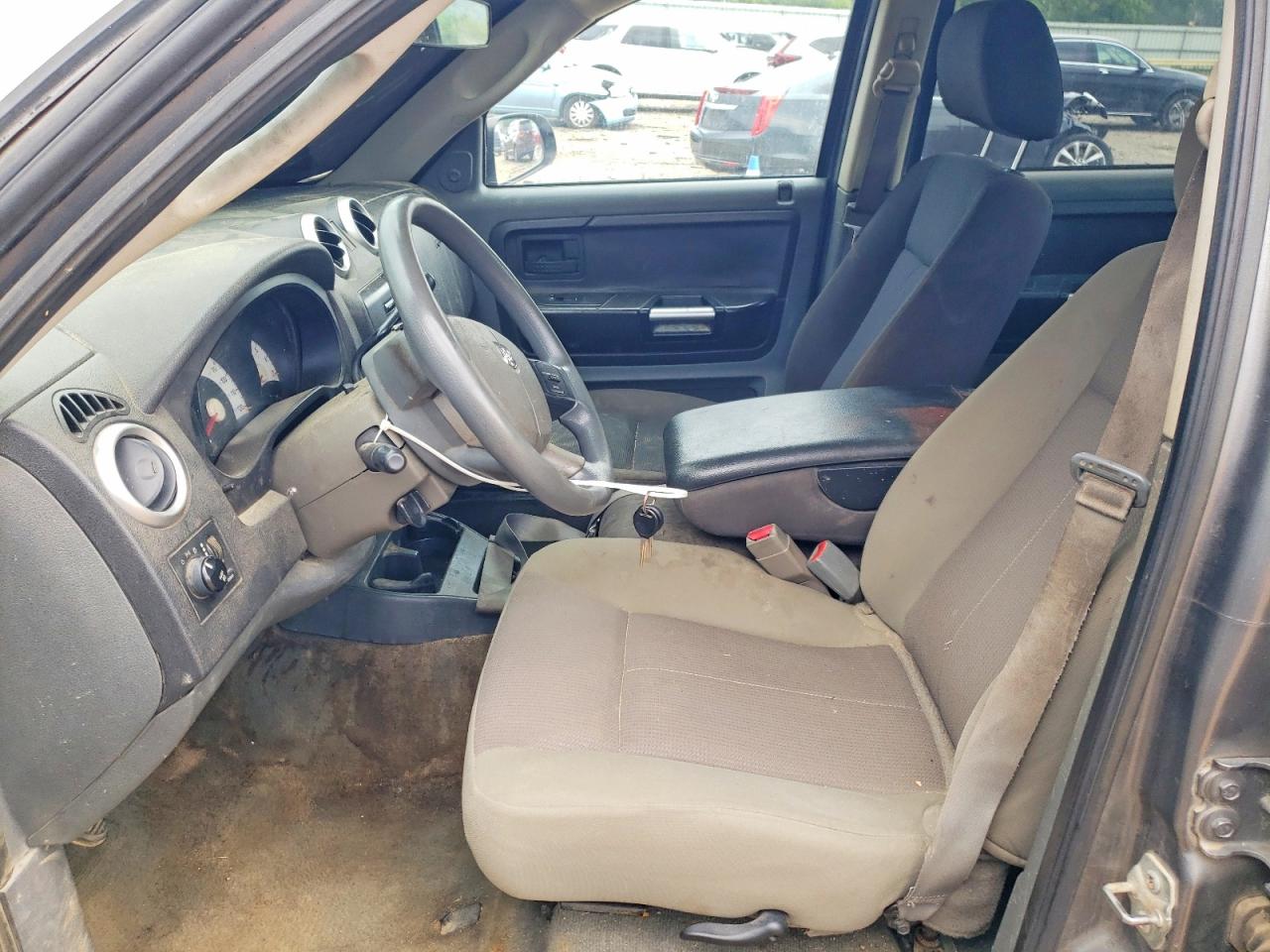 2007 Mitsubishi Raider Ls Gray vin: 1Z7HT28PX7S266149