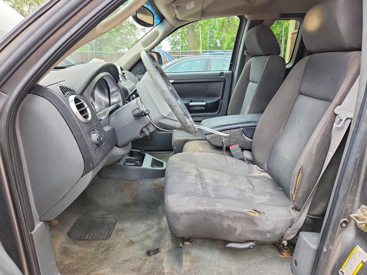 2006 Mitsubishi Raider Durocross Gray vin: 1Z7HT32N66S540717