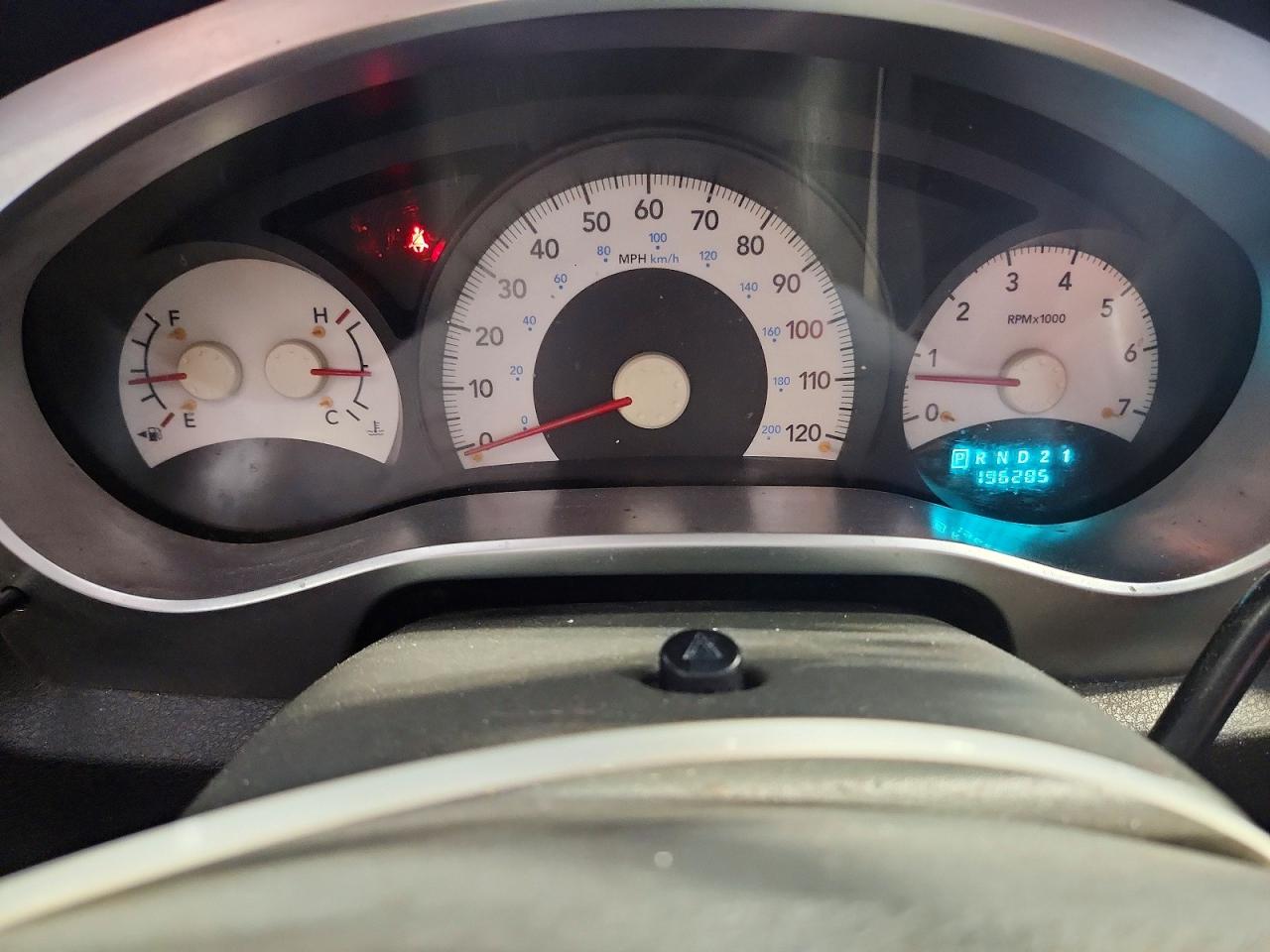 2006 Mitsubishi Raider Durocross Maroon vin: 1Z7HT32N76S543108