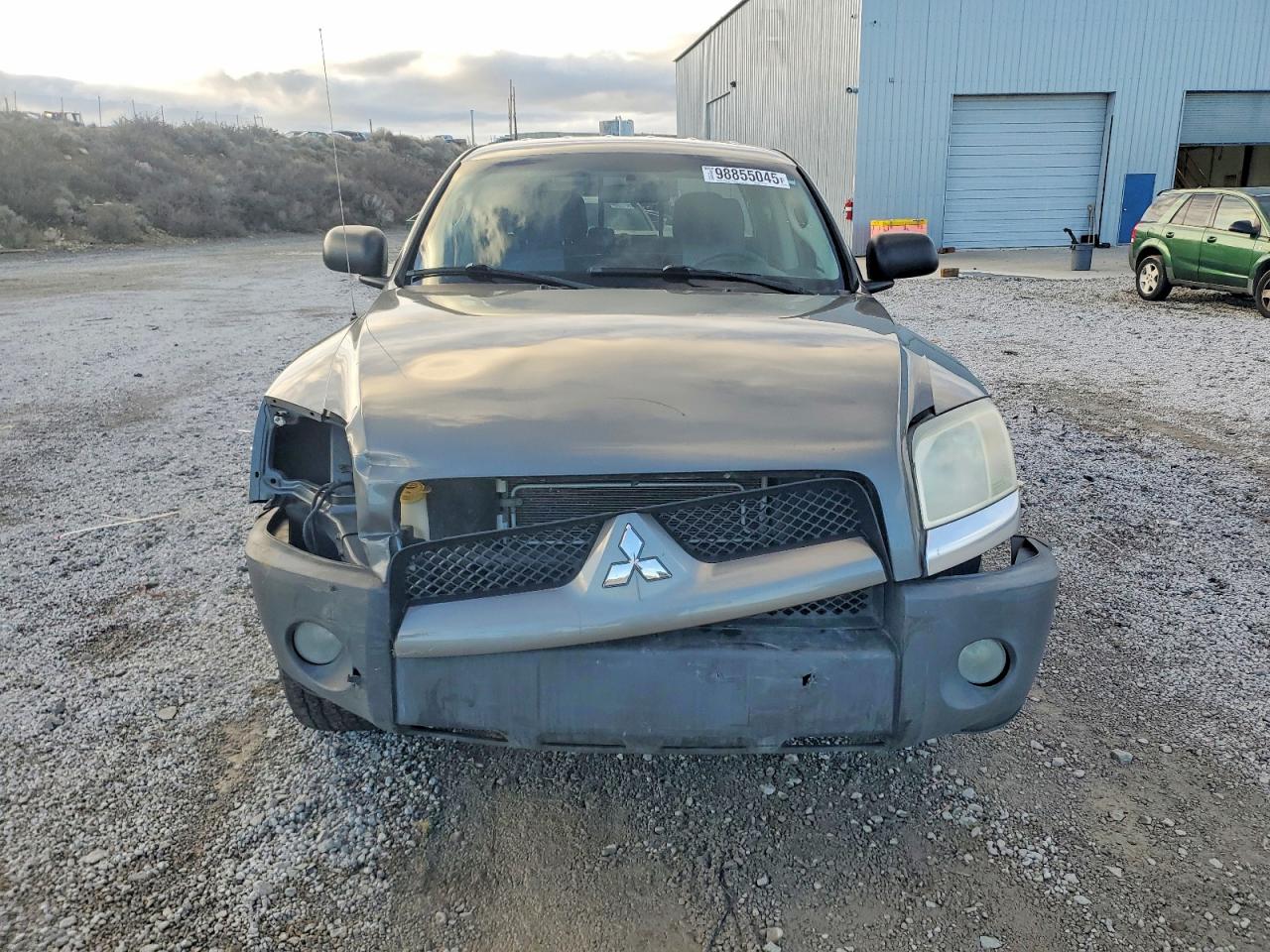 2006 Mitsubishi Raider Gray vin: 1Z7HT38K36S543040