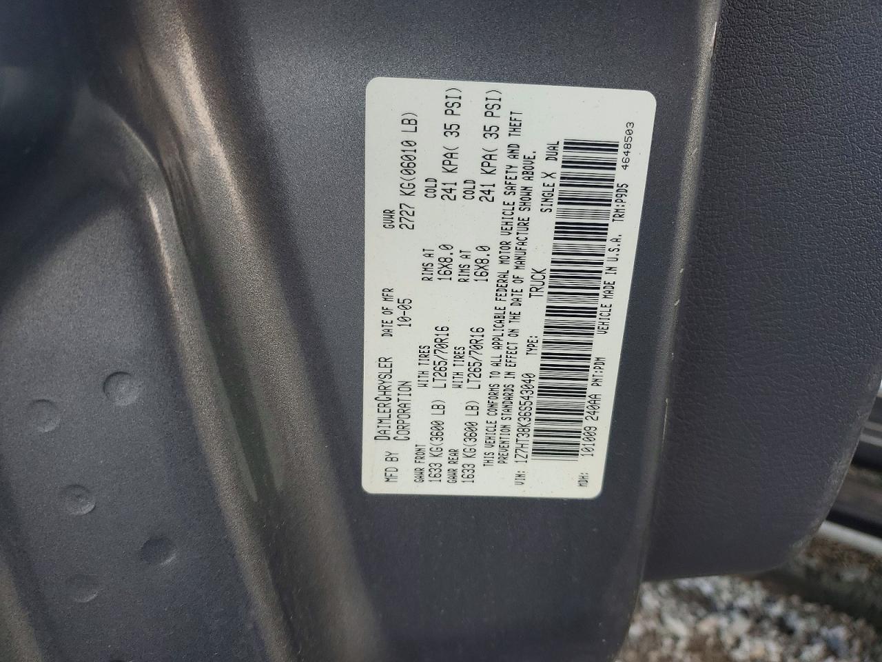 2006 Mitsubishi Raider Gray vin: 1Z7HT38K36S543040