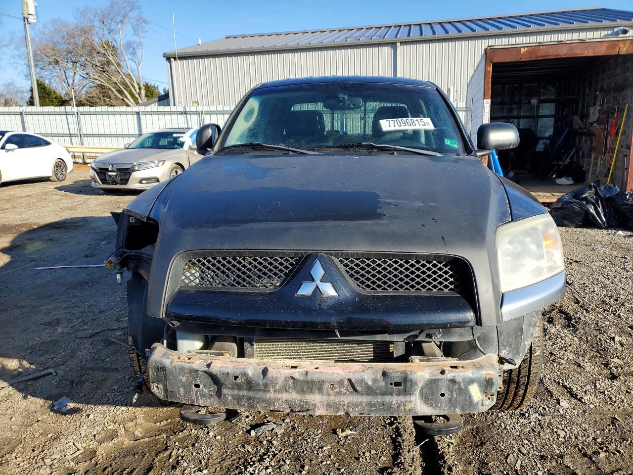 2006 Mitsubishi Raider Durocross Black vin: 1Z7HT38N46S580222