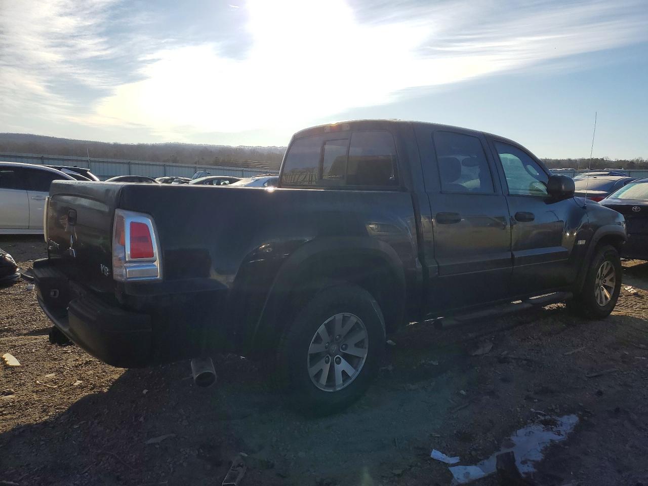 2006 Mitsubishi Raider Durocross Black vin: 1Z7HT38N46S580222