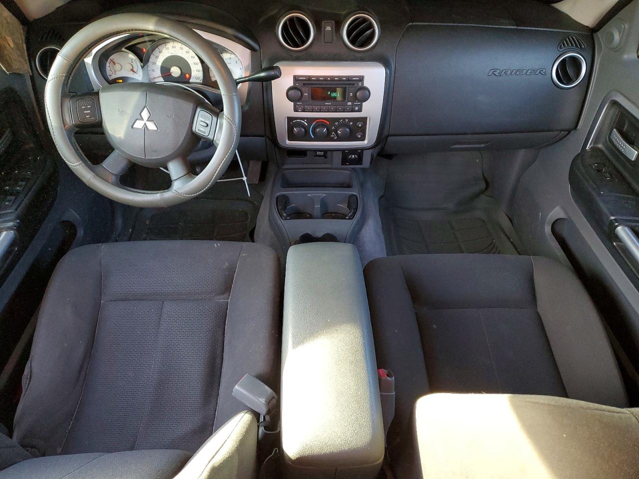 2006 Mitsubishi Raider Durocross Black vin: 1Z7HT38N46S580222