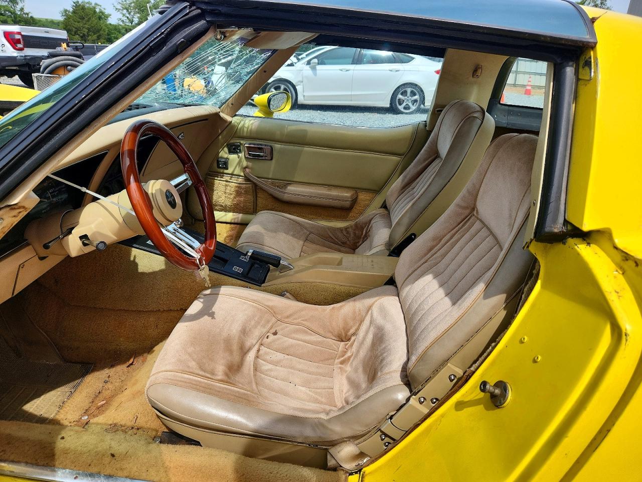 1980 Chevrolet Corvette Желтый vin: 1Z876AS422436