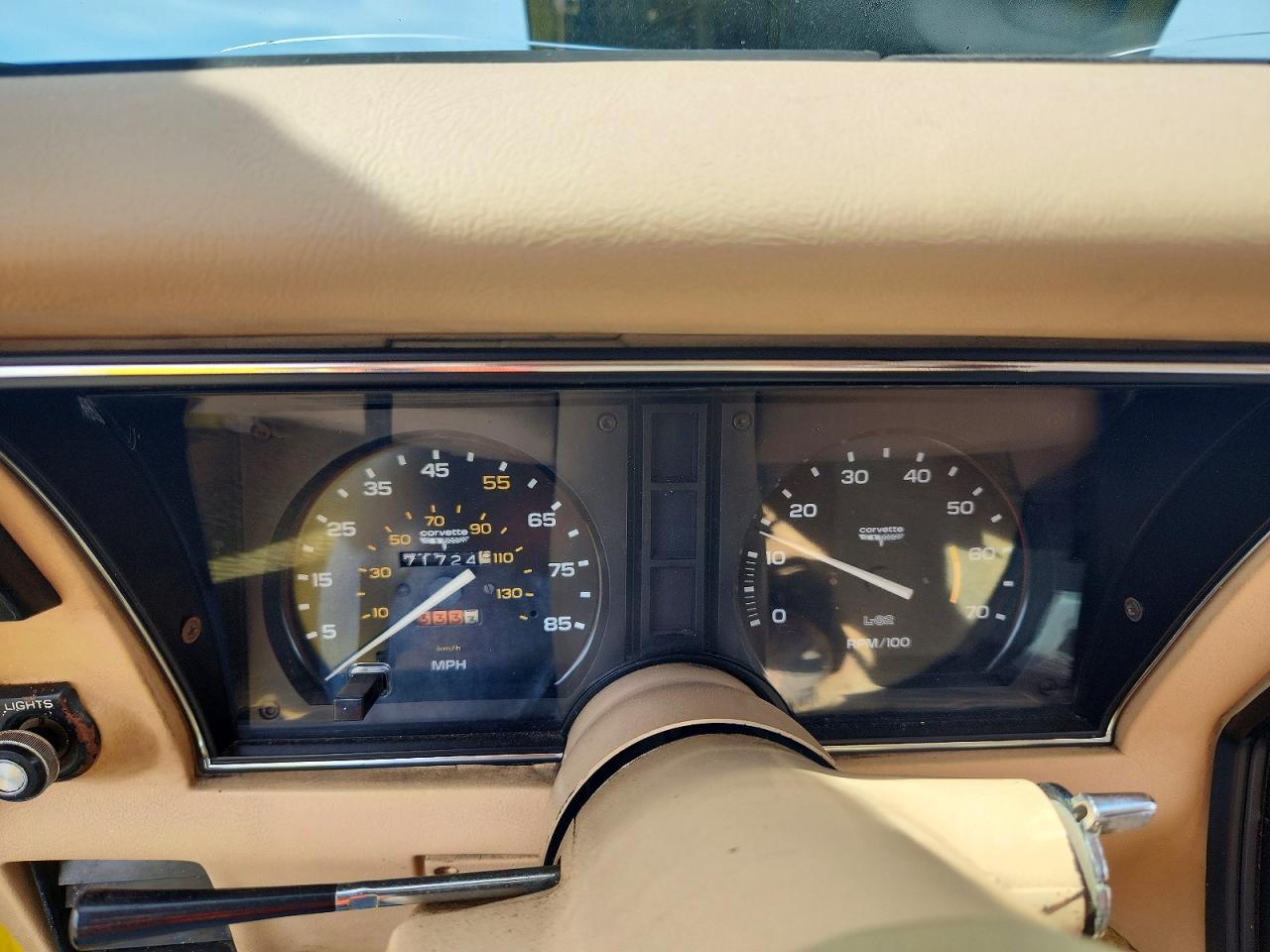 1980 Chevrolet Corvette Желтый vin: 1Z876AS422436