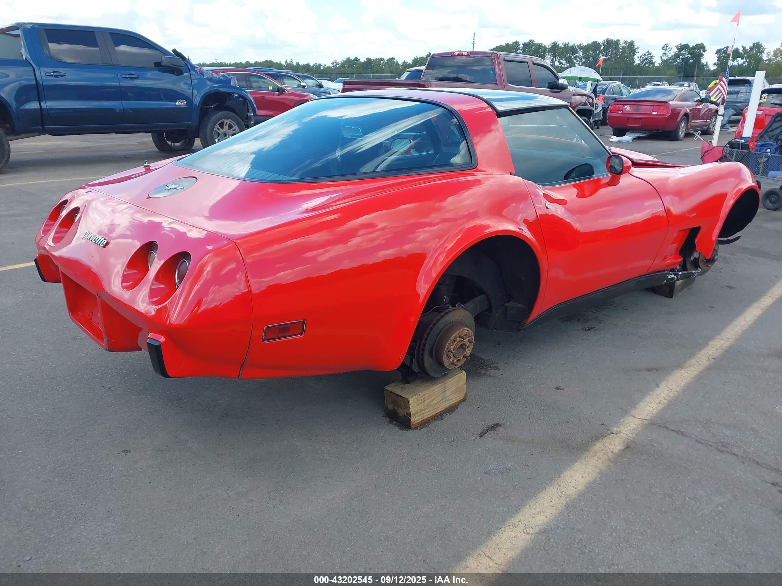 1979 Chev Corvette   Красный vin: 1Z8789S429521    