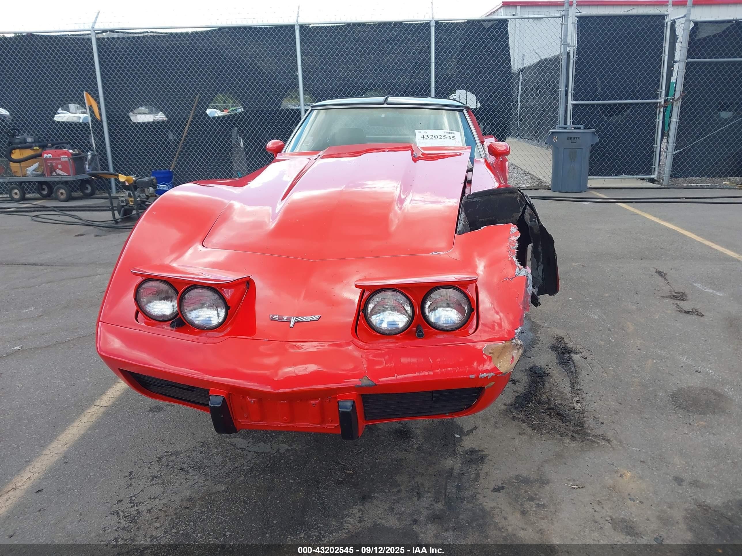 1979 Chev Corvette   Красный vin: 1Z8789S429521    