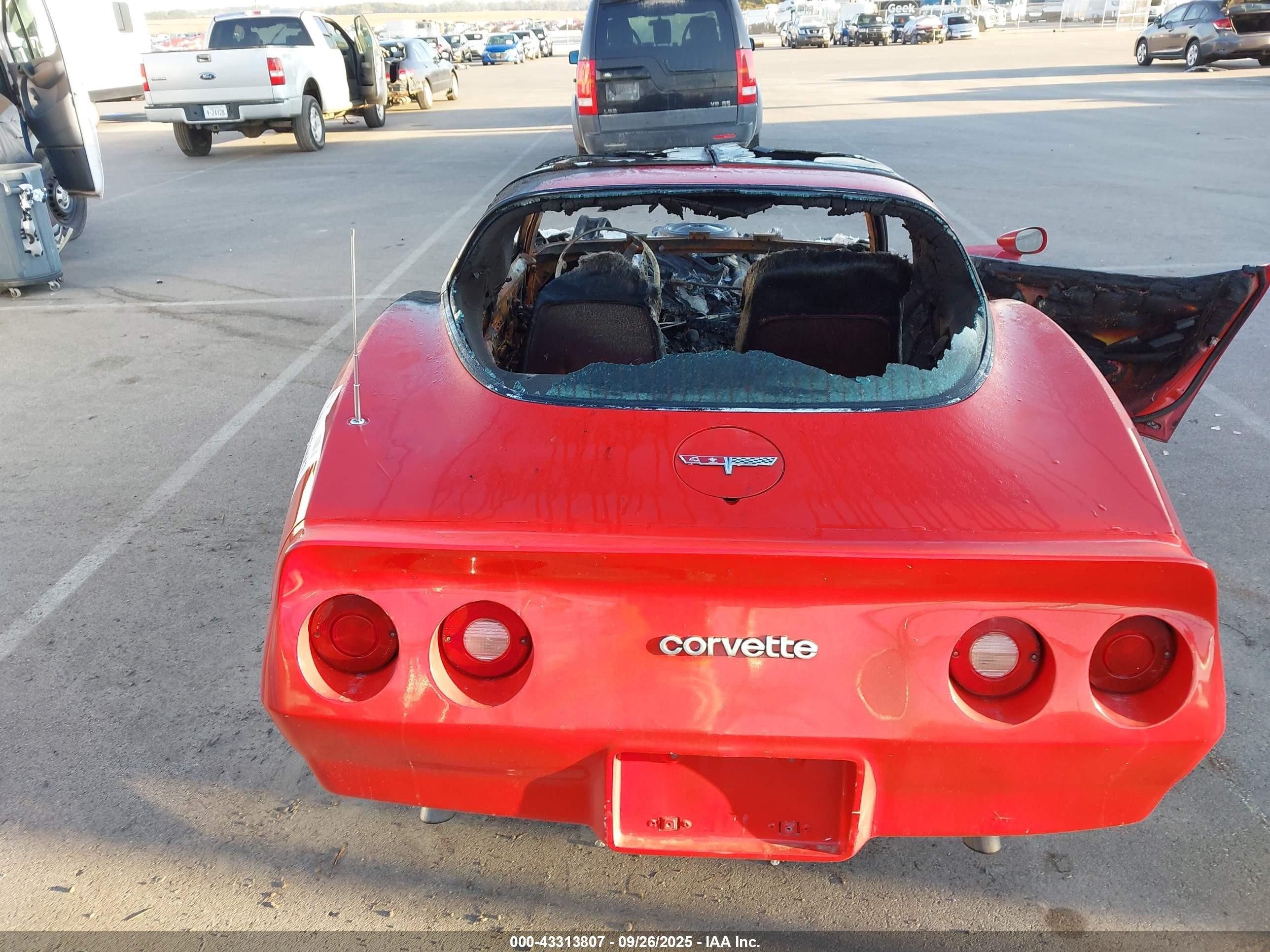 1980 Chev Corvette   Красный vin: 1Z878AS437708    