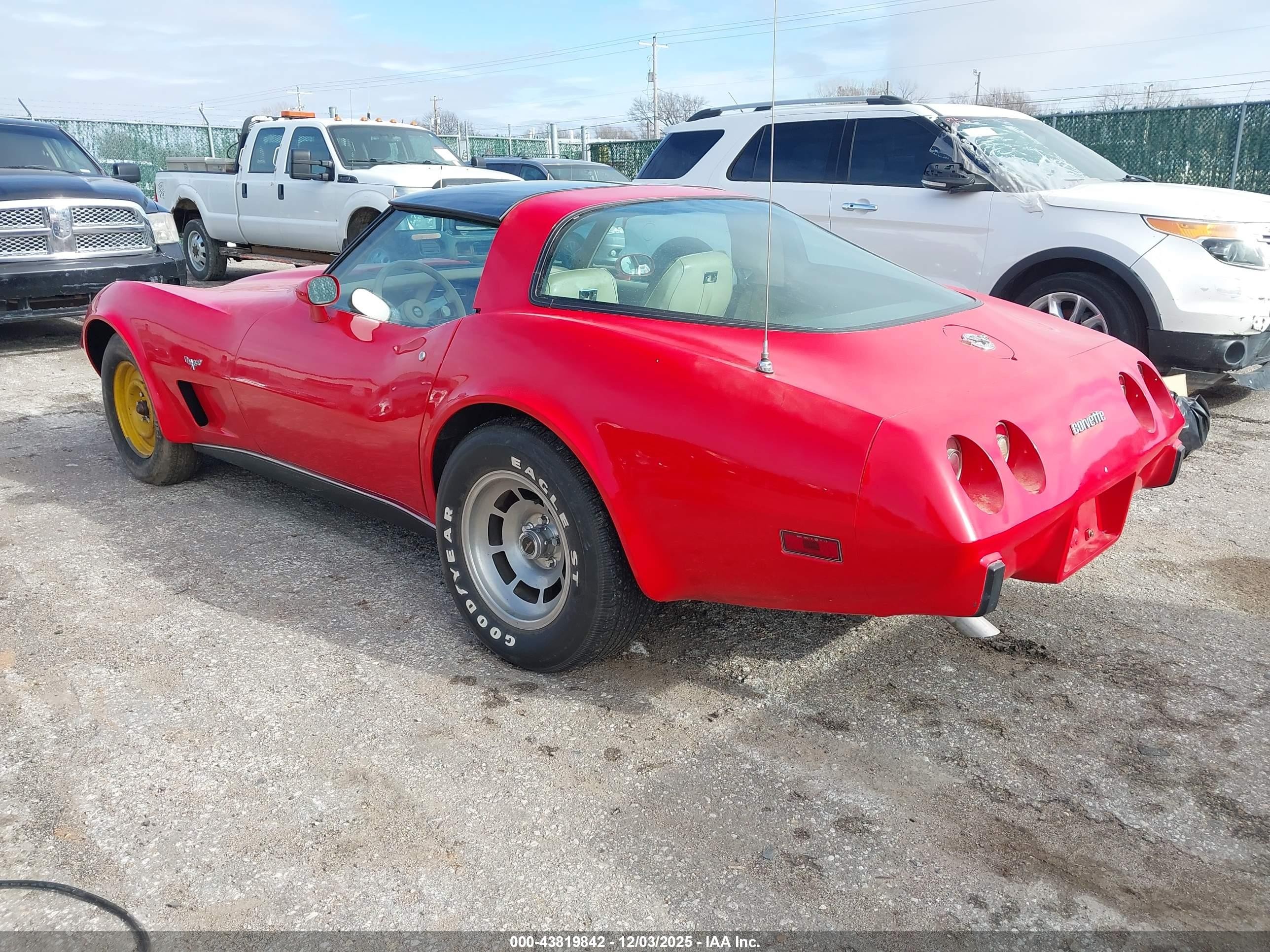 1978 Chevrolet Corvette   Красный vin: 1Z87L8S413637    