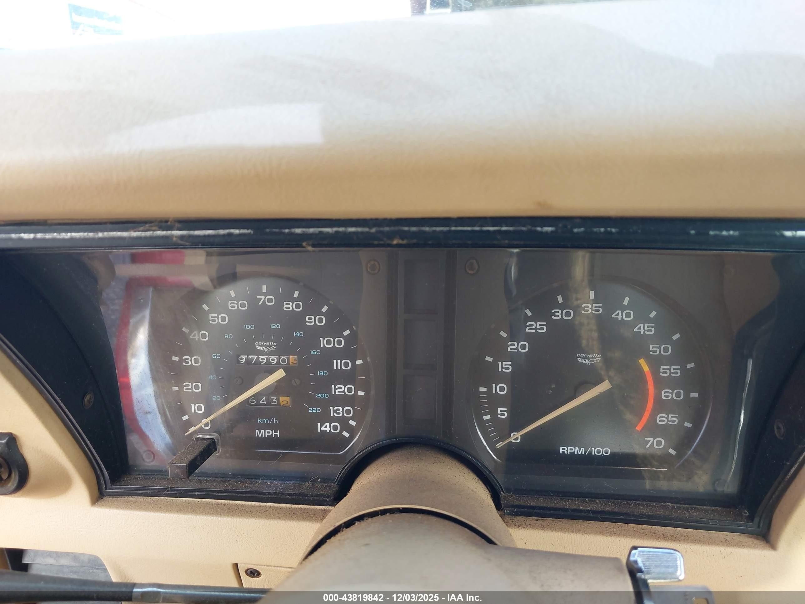 1978 Chevrolet Corvette   Красный vin: 1Z87L8S413637    