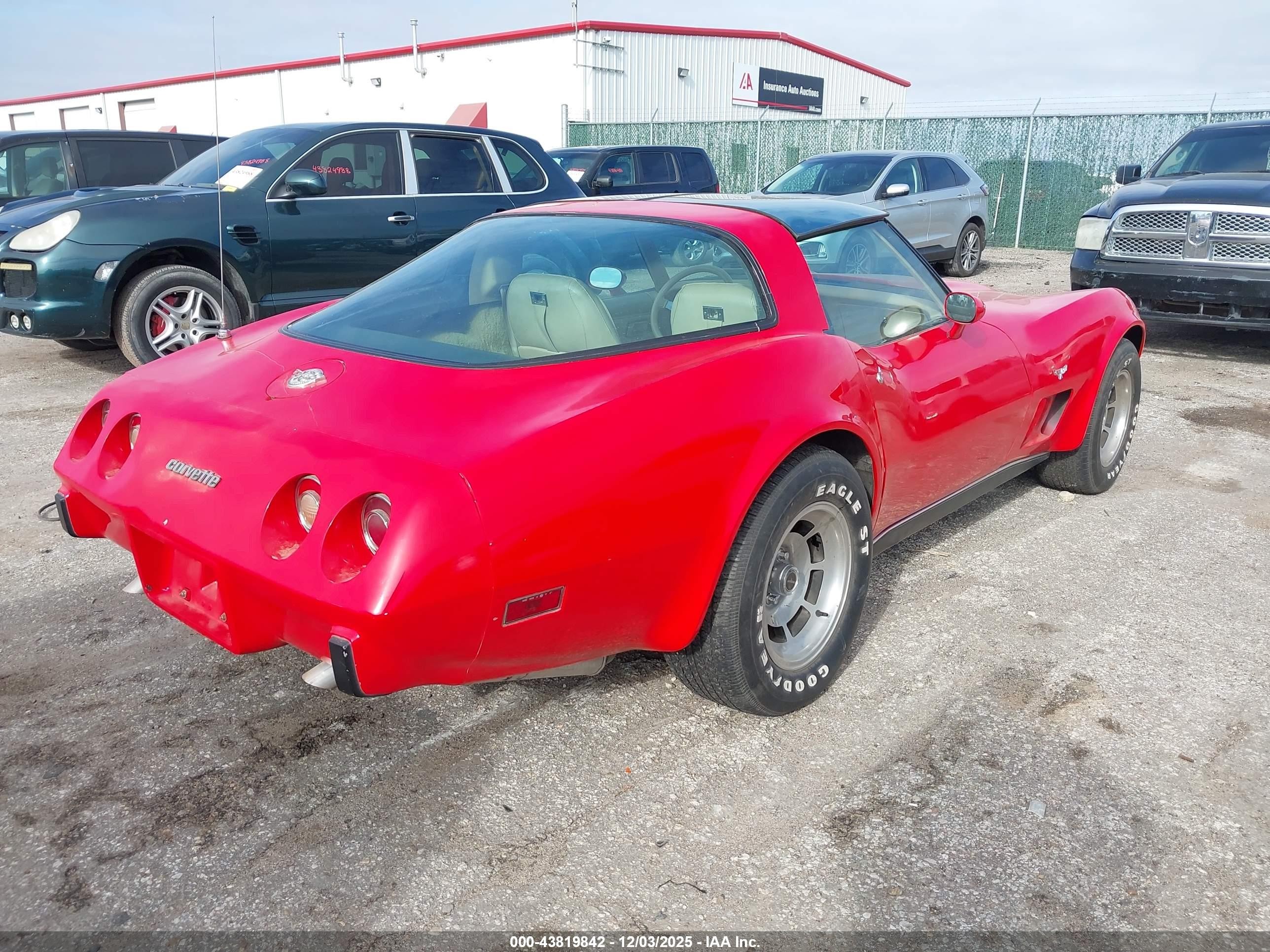 1978 Chevrolet Corvette   Красный vin: 1Z87L8S413637    