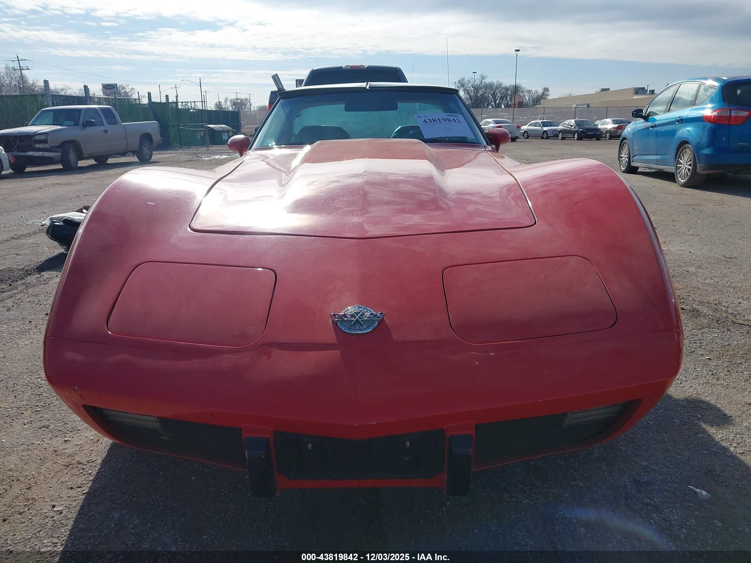 1978 Chevrolet Corvette   Красный vin: 1Z87L8S413637    