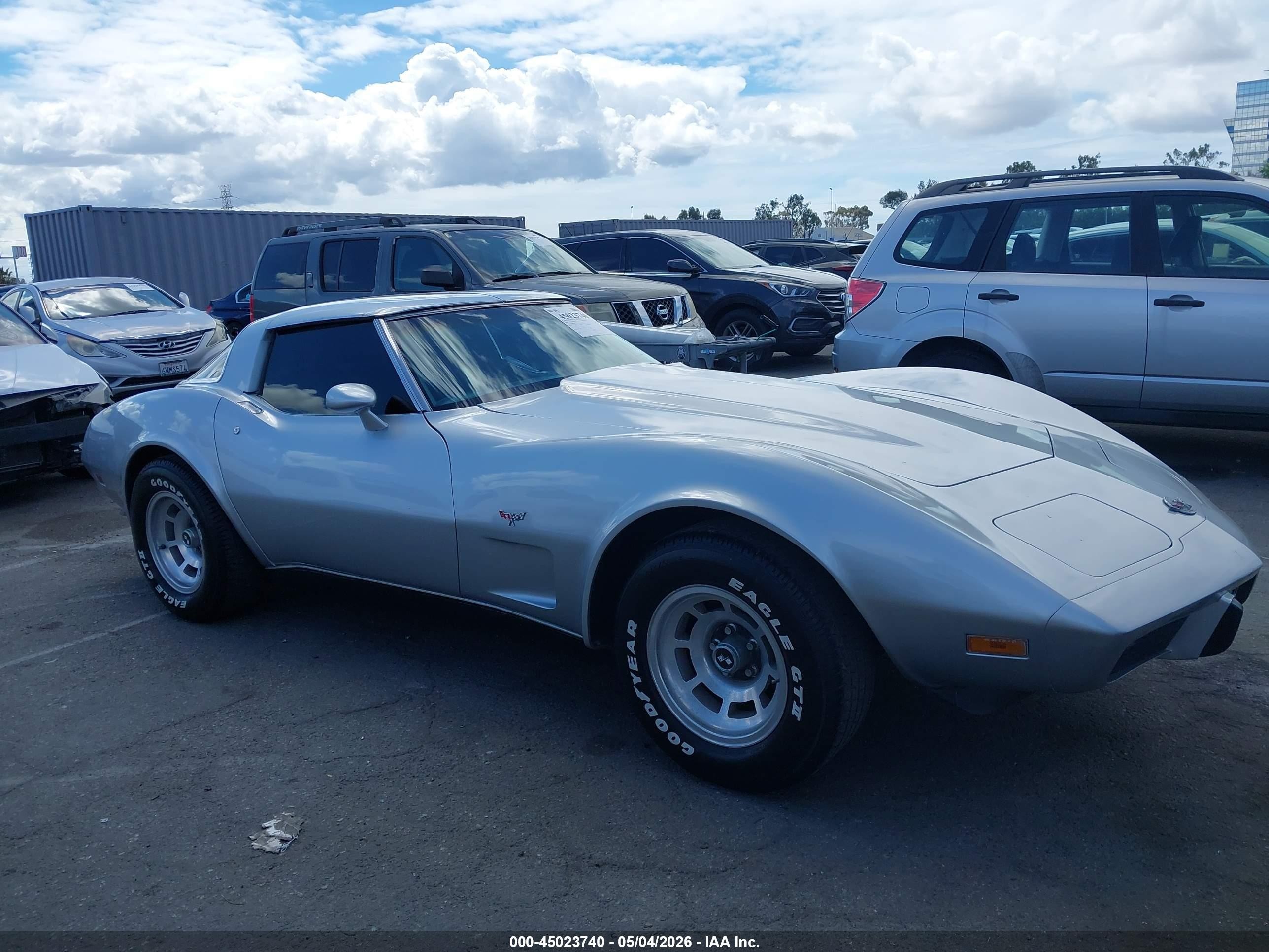 1978 Chevrolet Corvette   Серебряный vin: 1Z87L8S424981    