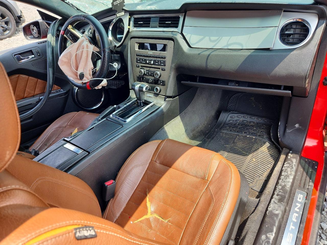 2011 Ford Mustang Красный vin: 1ZVBP8AM0B5111641