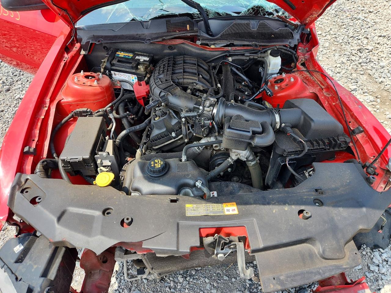 2011 Ford Mustang Красный vin: 1ZVBP8AM0B5111641