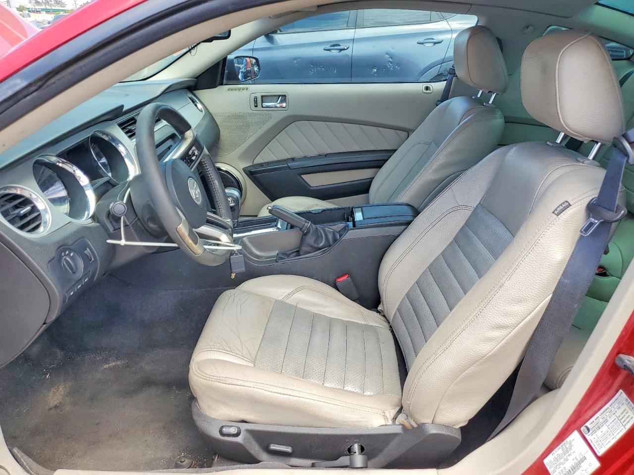 2011 Ford Mustang Red vin: 1ZVBP8AM0B5120291
