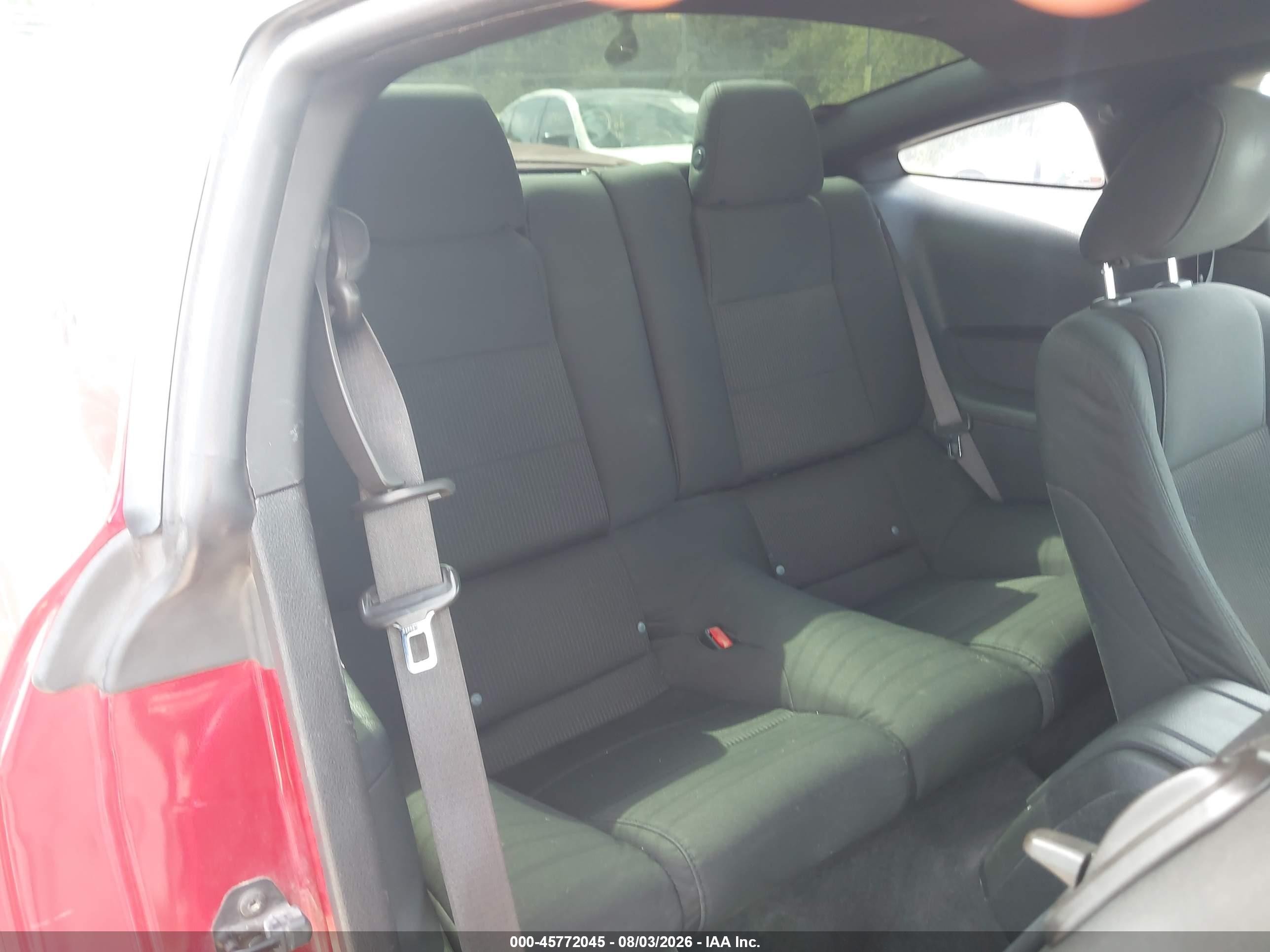 2011 Ford Mustang V6 Red vin: 1ZVBP8AM0B5128519