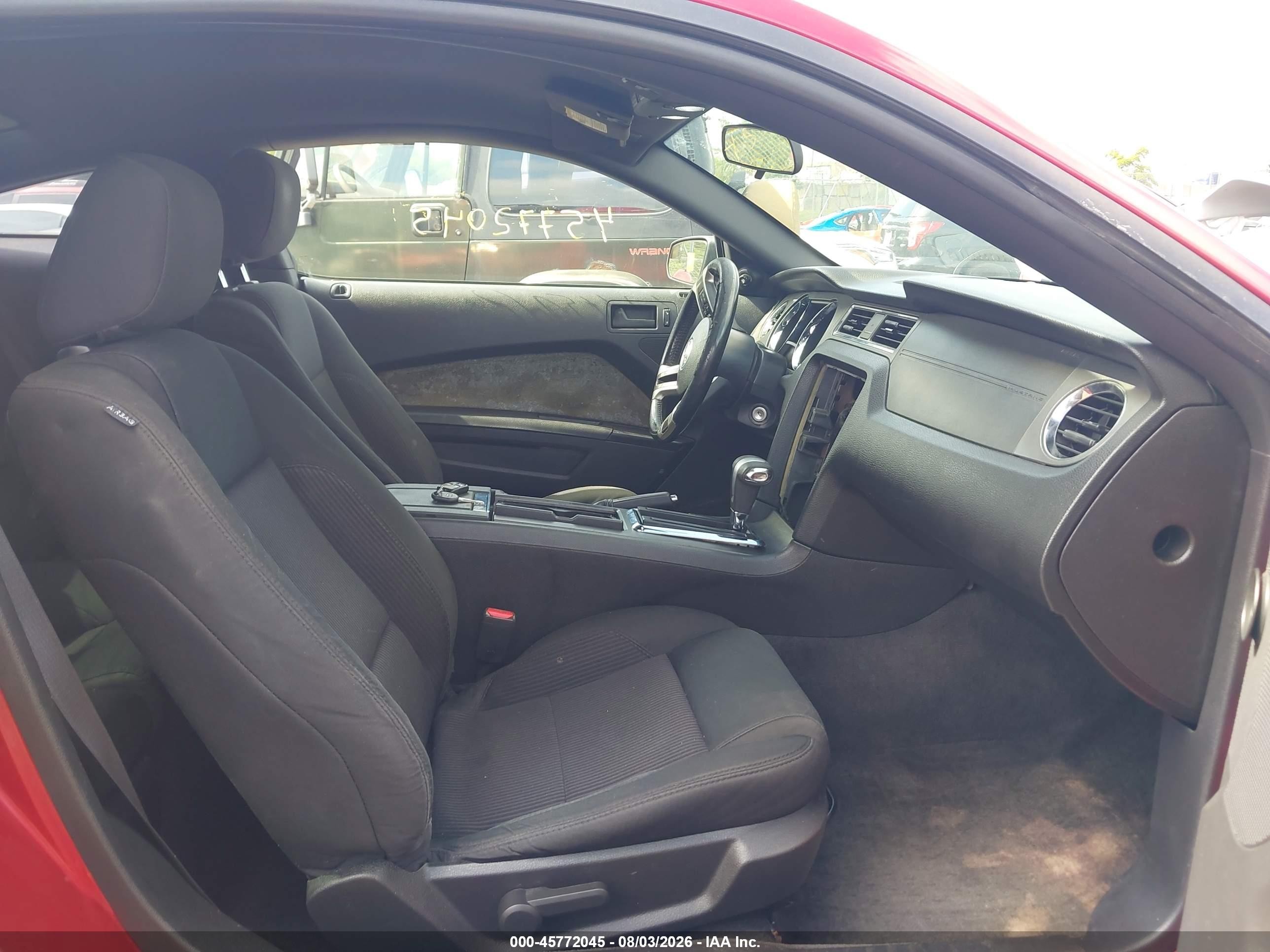2011 Ford Mustang V6 Red vin: 1ZVBP8AM0B5128519