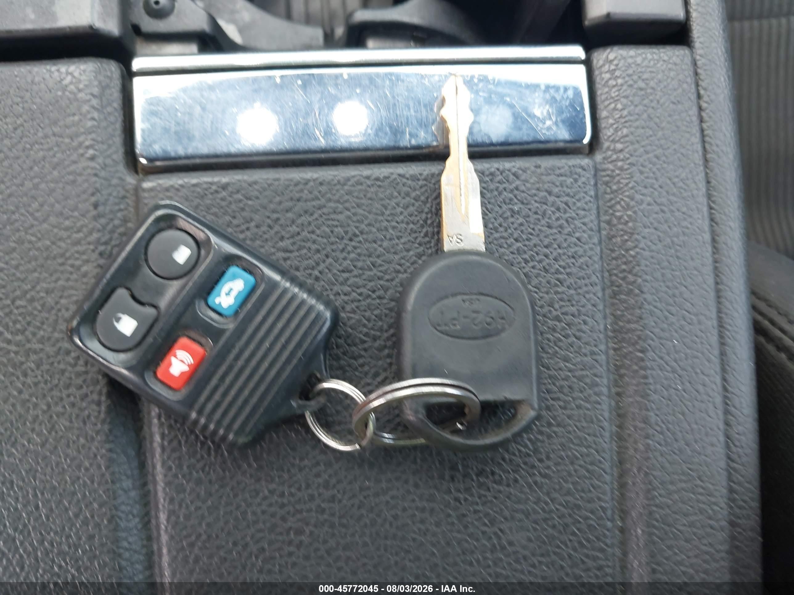 2011 Ford Mustang V6 Red vin: 1ZVBP8AM0B5128519