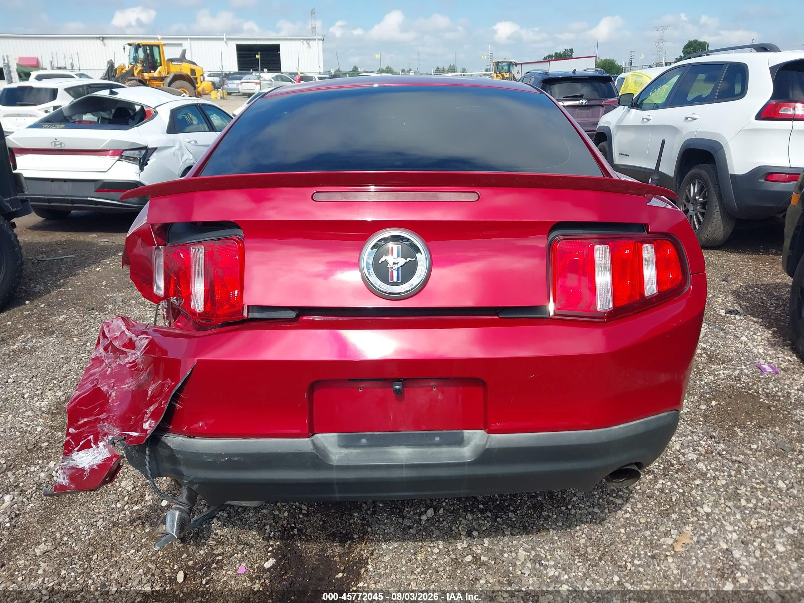 2011 Ford Mustang V6 Red vin: 1ZVBP8AM0B5128519