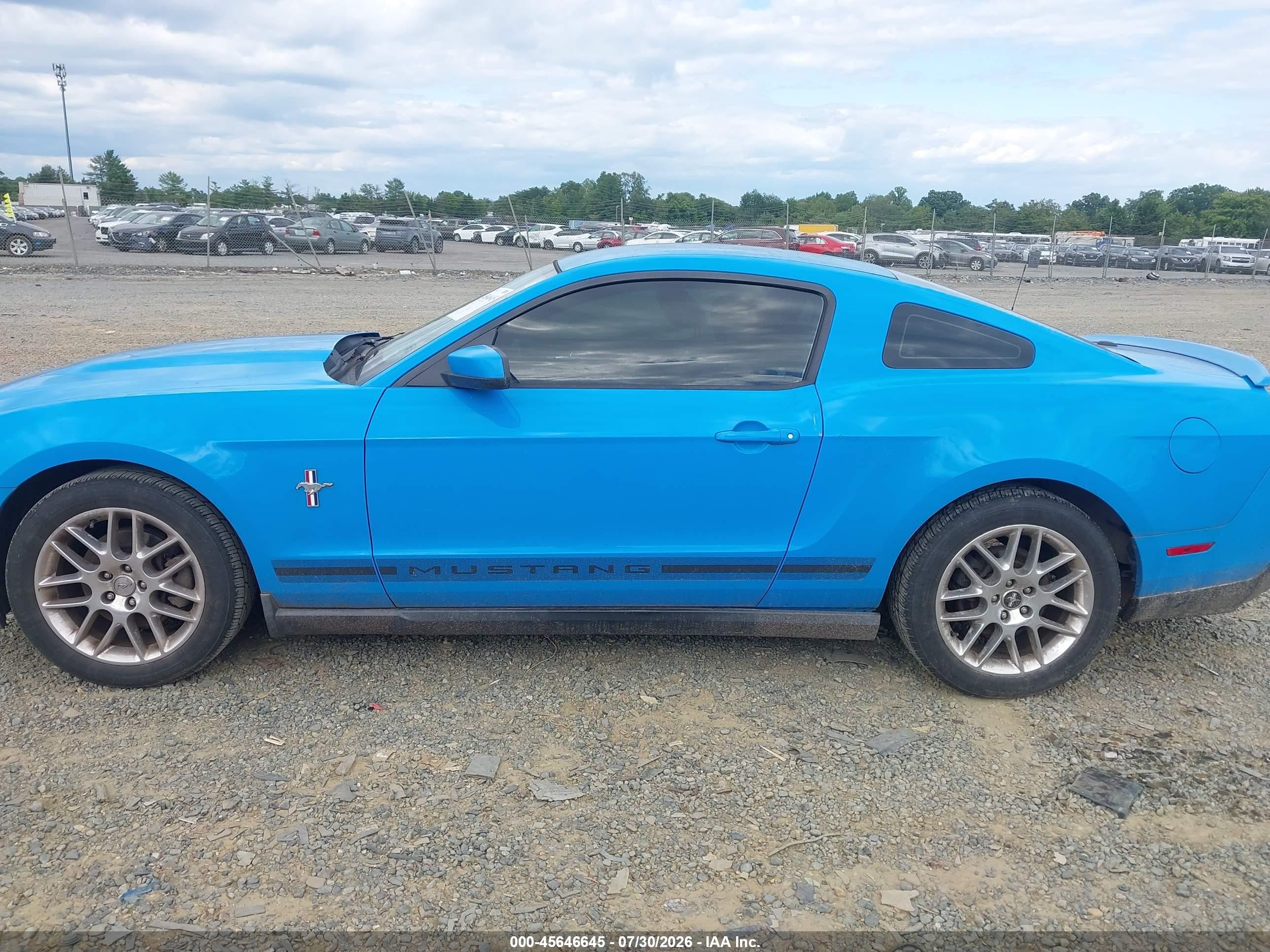2012 Ford Mustang V6/v6 Premium Синий vin: 1ZVBP8AM0C5206038