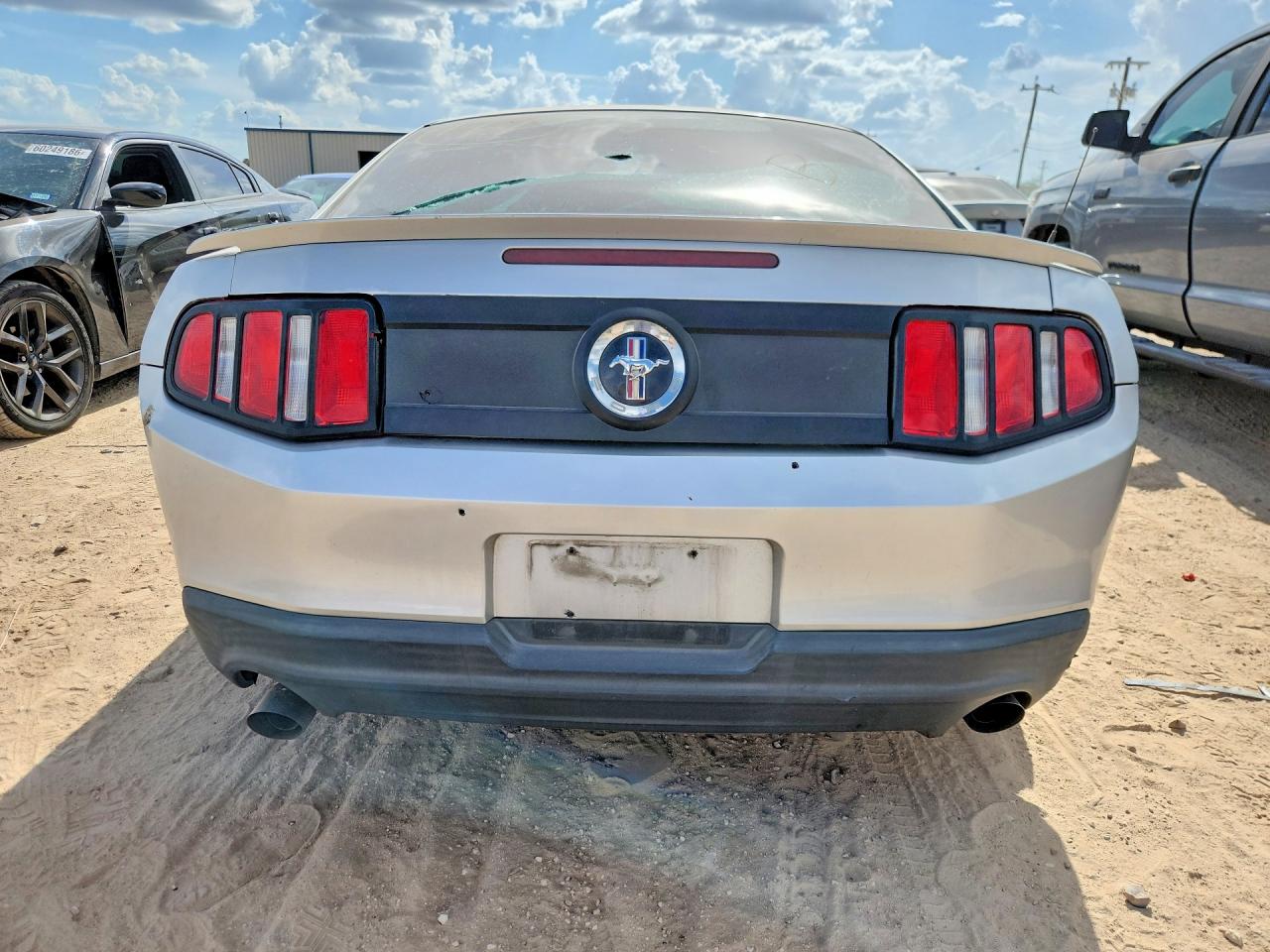 2012 Ford Mustang Silver vin: 1ZVBP8AM0C5235488