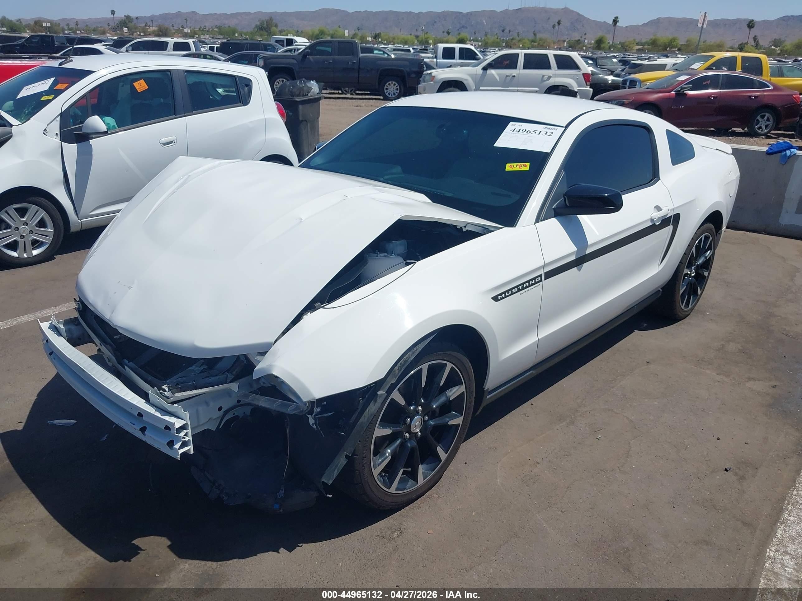 2012 Ford Mustang V6 Premium White vin: 1ZVBP8AM0C5243736