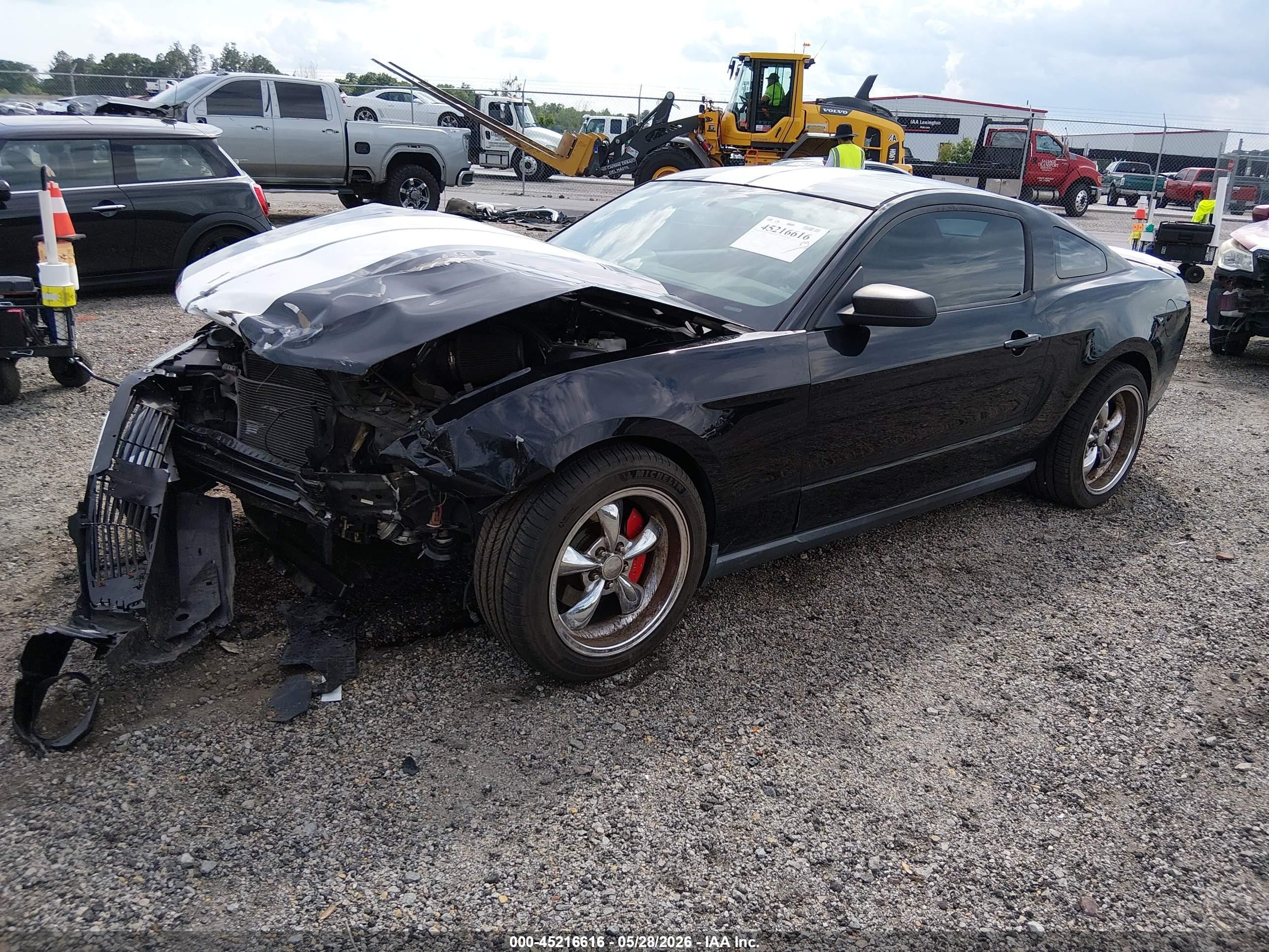 2012 Ford Mustang V6 Black vin: 1ZVBP8AM0C5288000