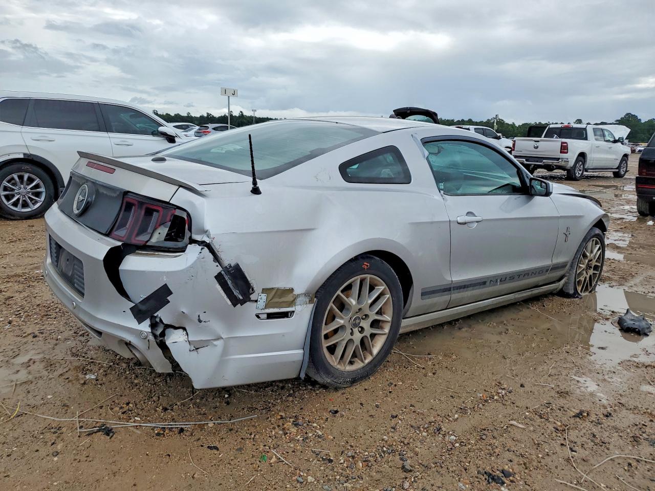 2013 Ford Mustang Silver vin: 1ZVBP8AM0D5218594