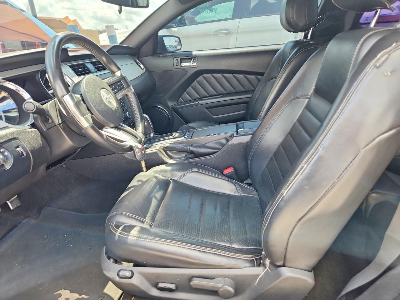 2013 Ford Mustang Blue vin: 1ZVBP8AM0D5251191