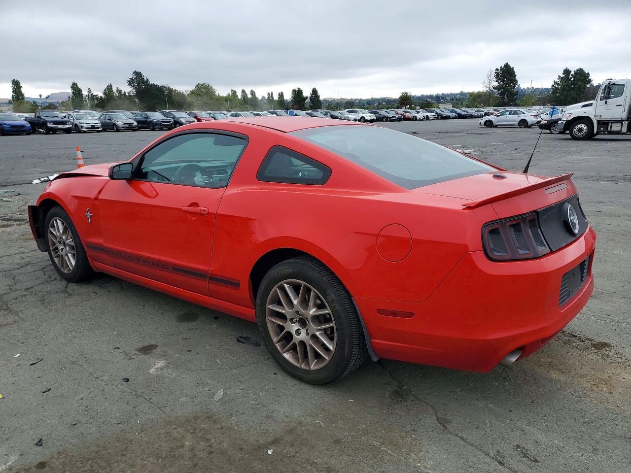 2013 Ford Mustang Красный vin: 1ZVBP8AM0D5280125