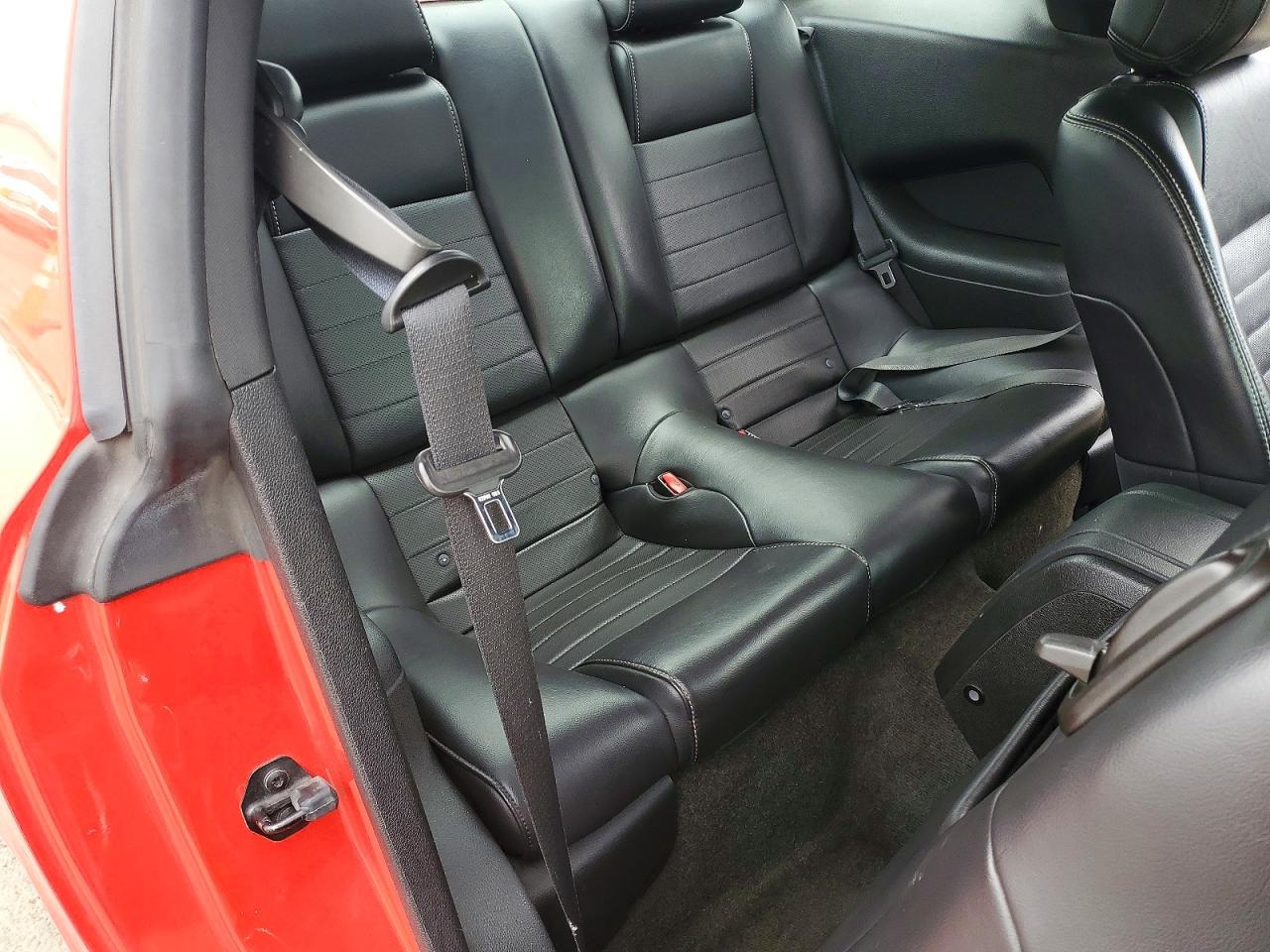 2013 Ford Mustang Красный vin: 1ZVBP8AM0D5280125