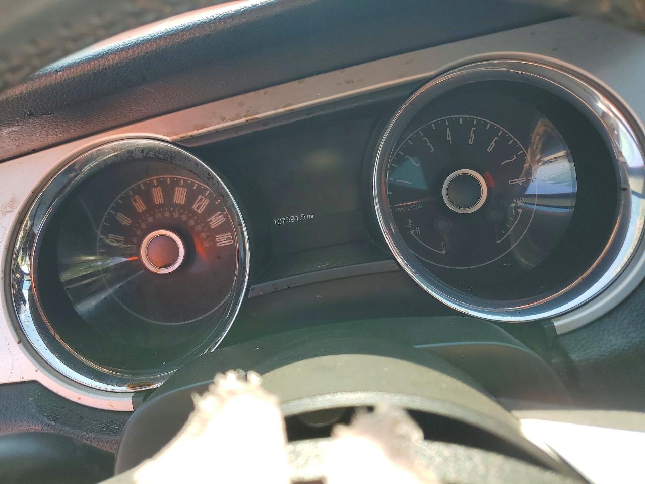 2014 Ford Mustang Красный vin: 1ZVBP8AM0E5211548