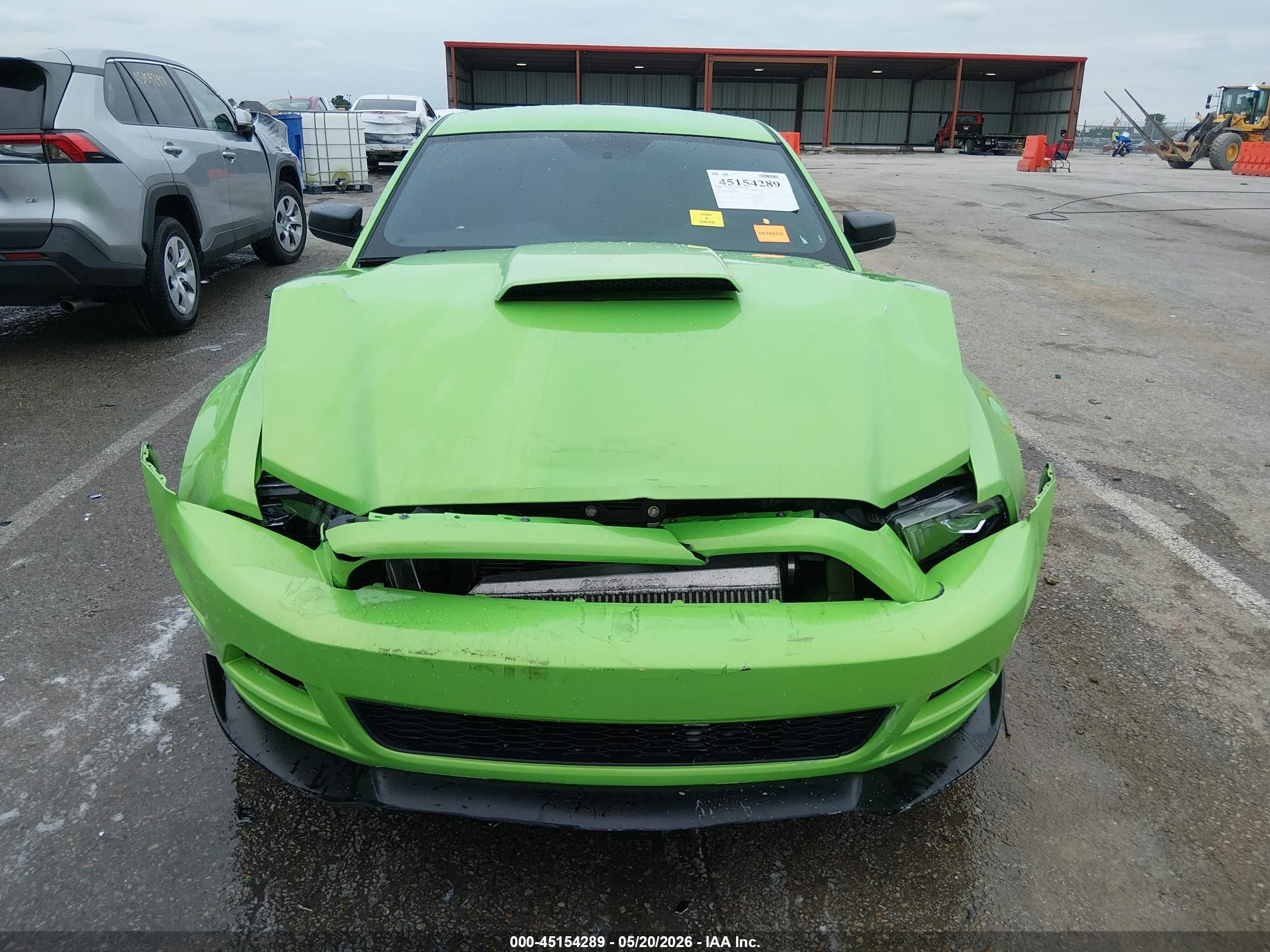 2014 Ford Mustang V6 Green vin: 1ZVBP8AM0E5224347