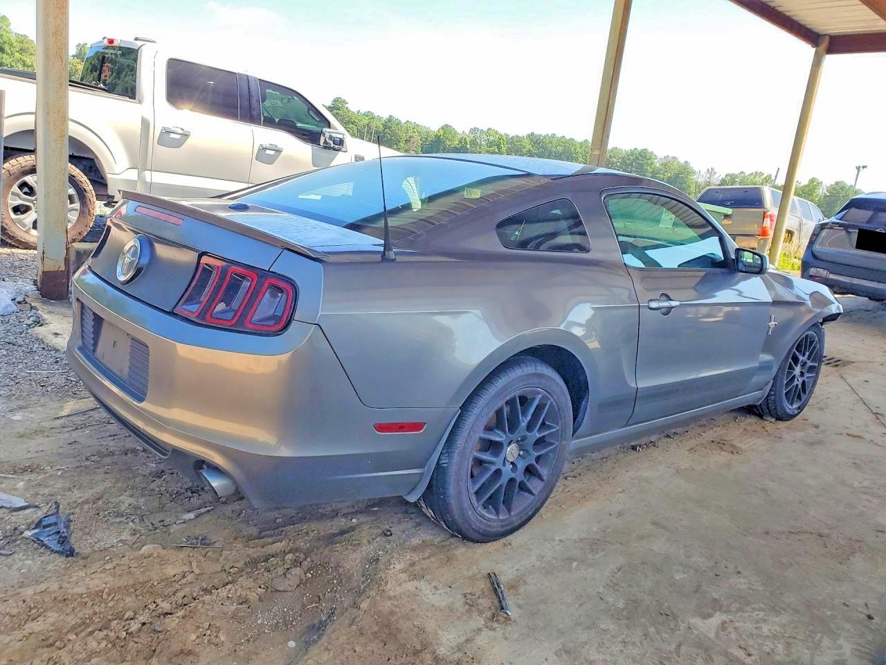 2014 Ford Mustang Gray vin: 1ZVBP8AM0E5265917