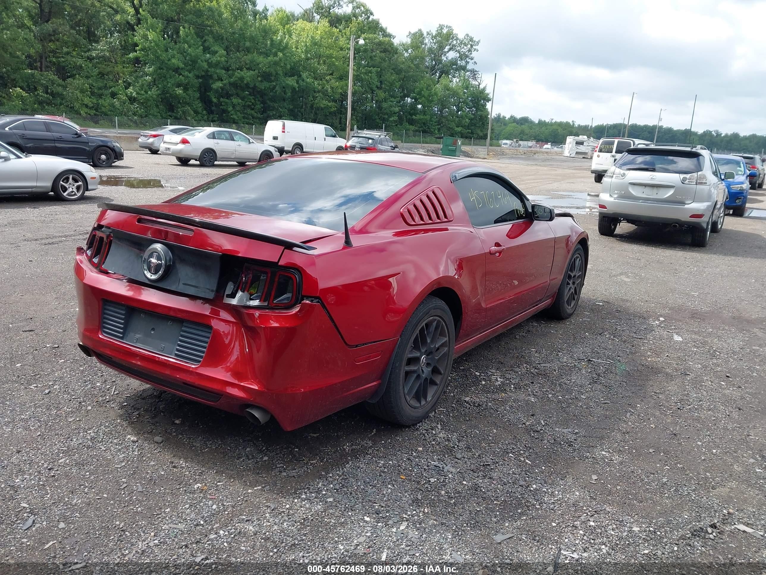 2014 Ford Mustang V6 Red vin: 1ZVBP8AM0E5267926