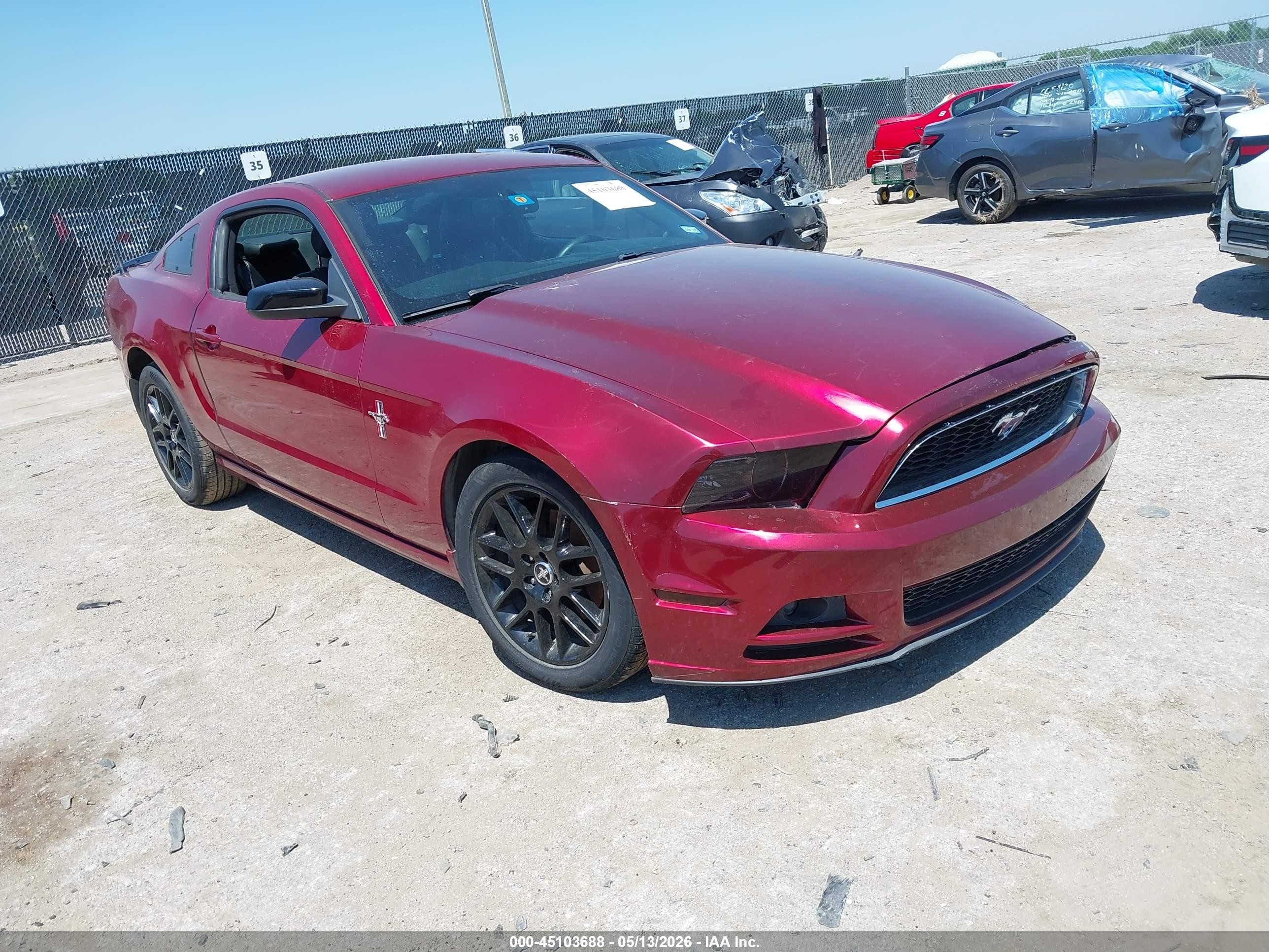 2014 Ford Mustang V6 Maroon vin: 1ZVBP8AM0E5274343