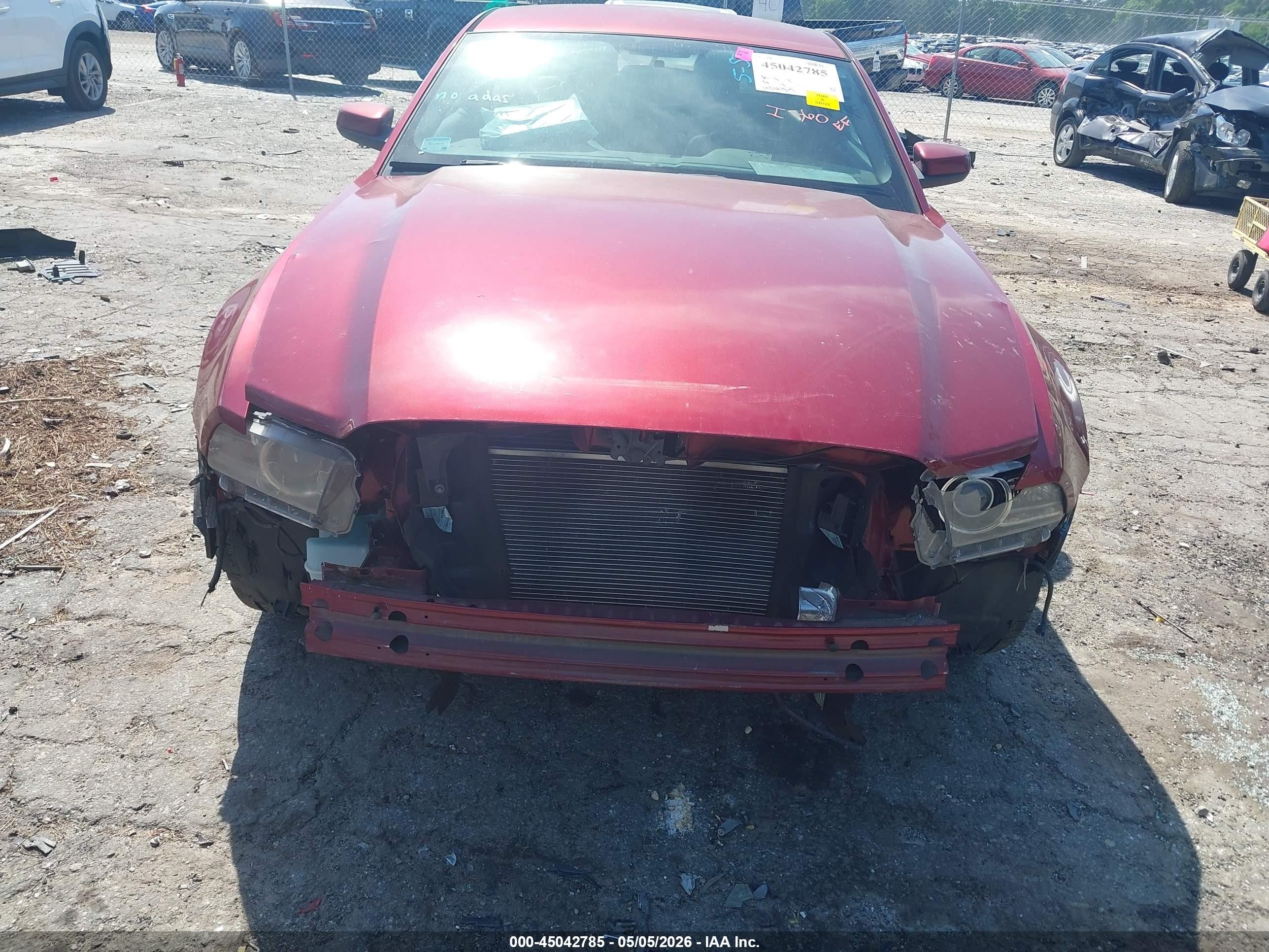 2014 Ford Mustang V6 Premium Maroon vin: 1ZVBP8AM0E5280708