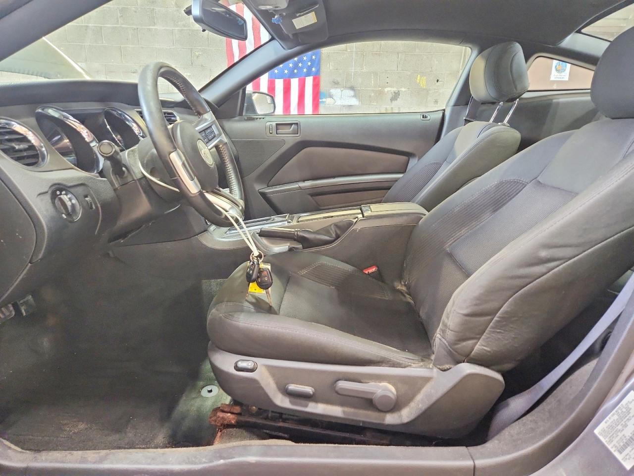 2014 Ford Mustang Gray vin: 1ZVBP8AM0E5290879