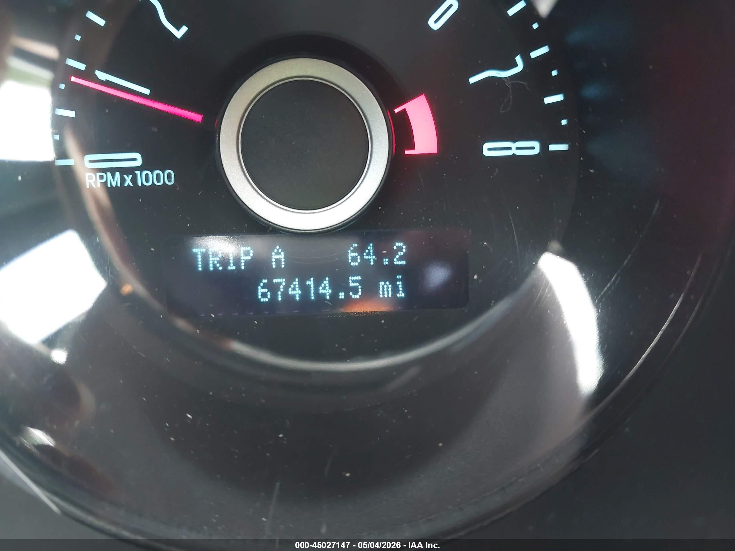 2014 Ford Mustang V6 Silver vin: 1ZVBP8AM0E5306045