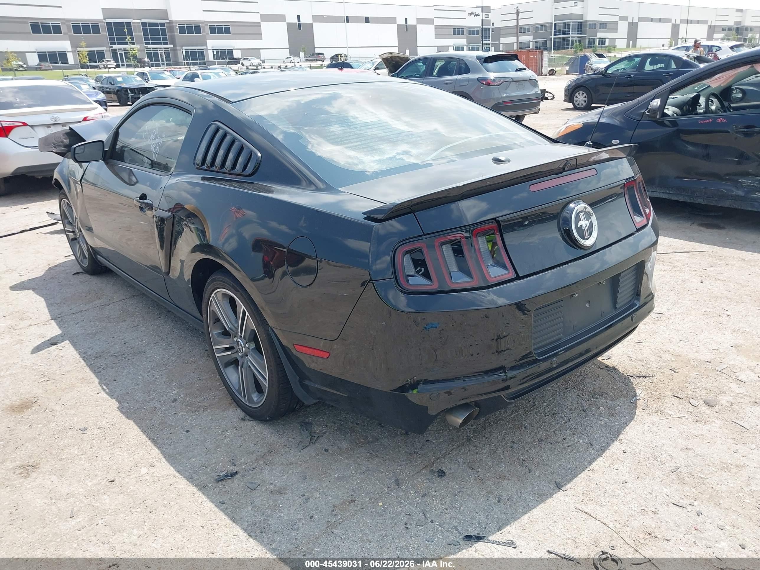 2014 Ford Mustang V6/v6 Premium Black vin: 1ZVBP8AM0E5315943