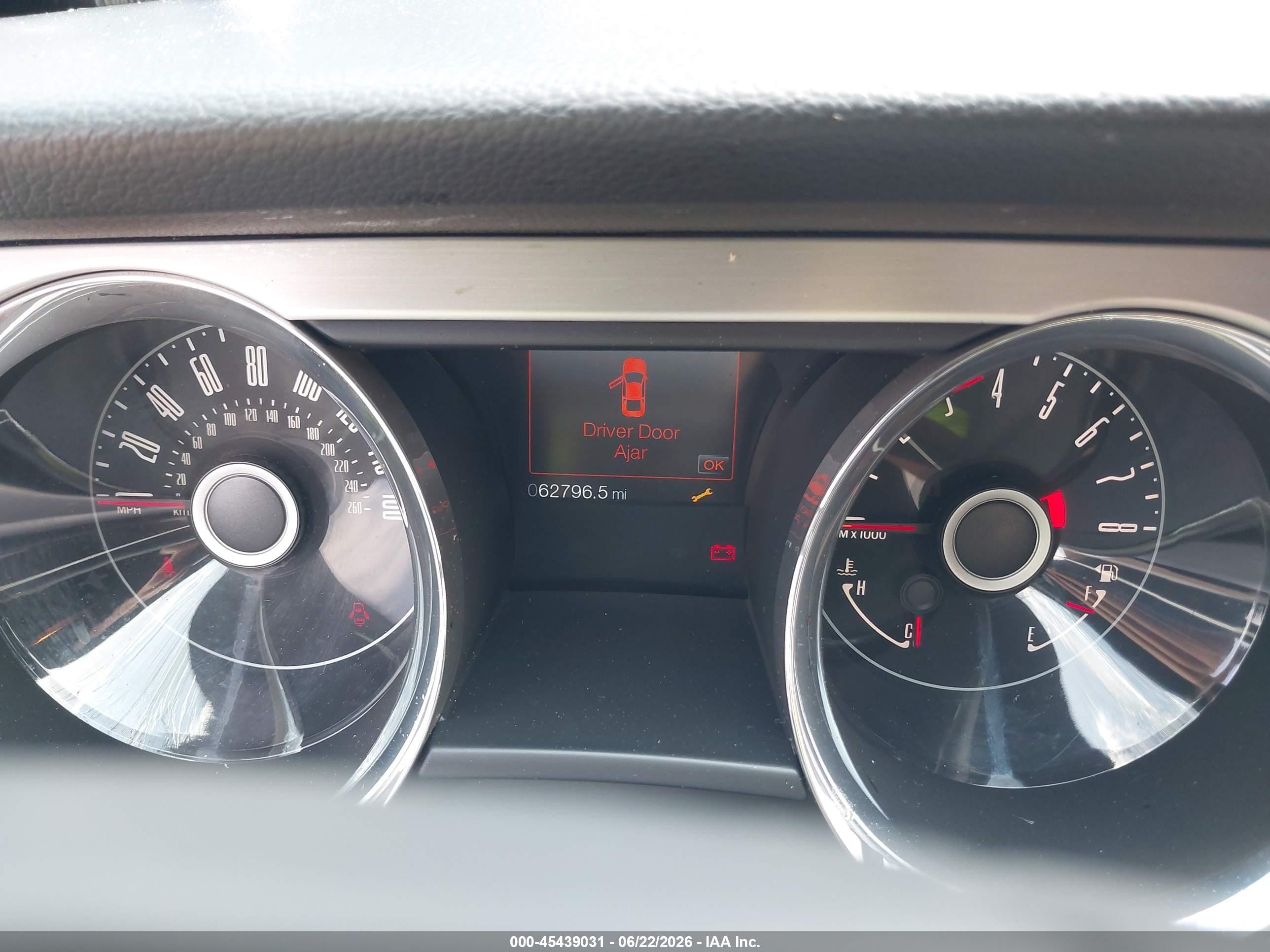 2014 Ford Mustang V6/v6 Premium Black vin: 1ZVBP8AM0E5315943
