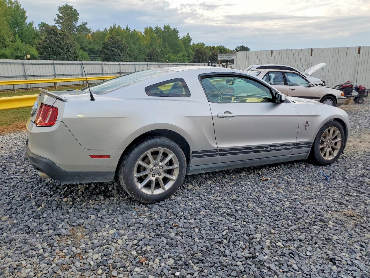 2011 Ford Mustang Silver vin: 1ZVBP8AM1B5149086