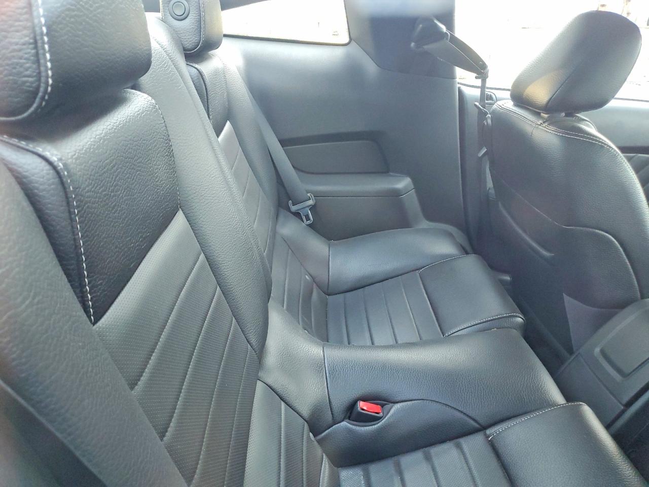 2011 Ford Mustang Silver vin: 1ZVBP8AM1B5149086