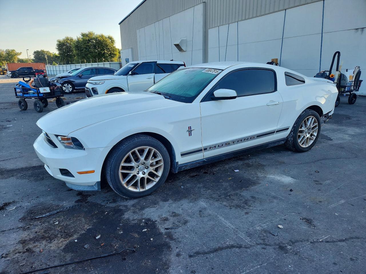 2012 Ford Mustang White vin: 1ZVBP8AM1C5200314