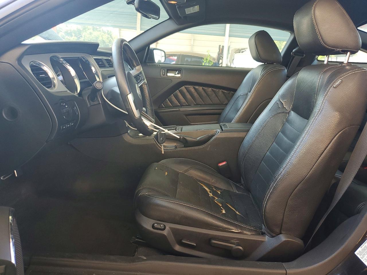 2012 Ford Mustang Черный vin: 1ZVBP8AM1C5205996