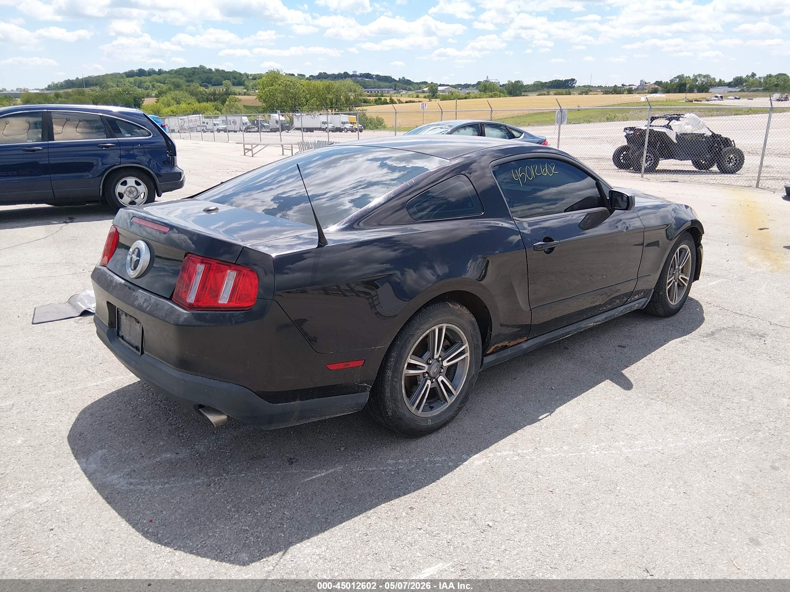 2012 Ford Mustang V6 Premium Black vin: 1ZVBP8AM1C5207232