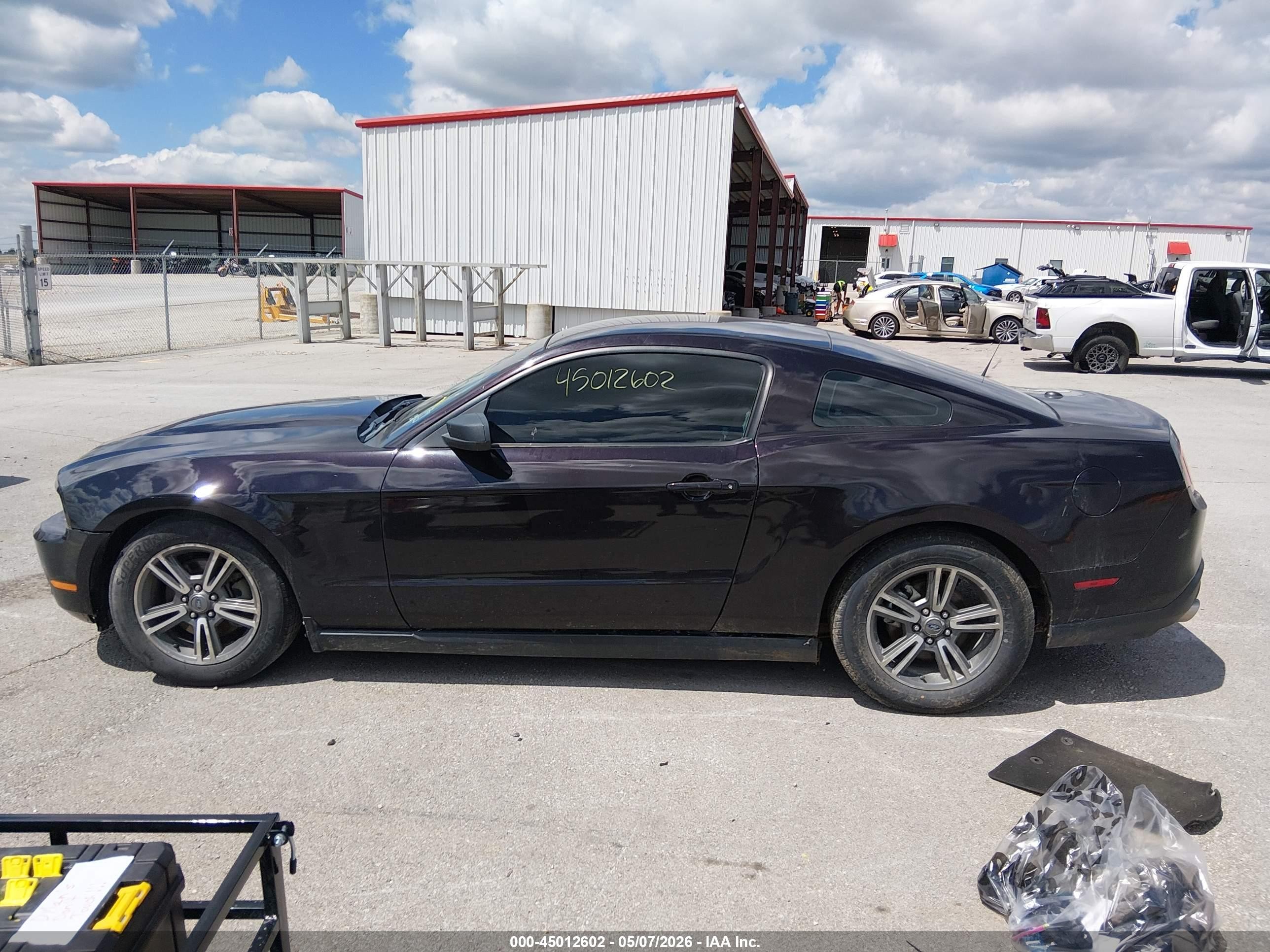 2012 Ford Mustang V6 Premium Black vin: 1ZVBP8AM1C5207232